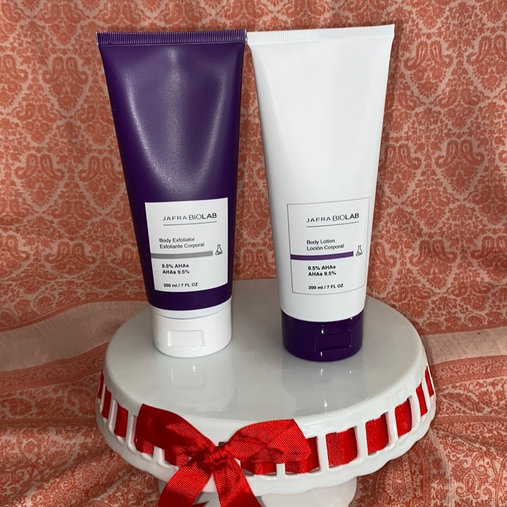 JAFRA BIOLAB body exfoliator and body lotion
